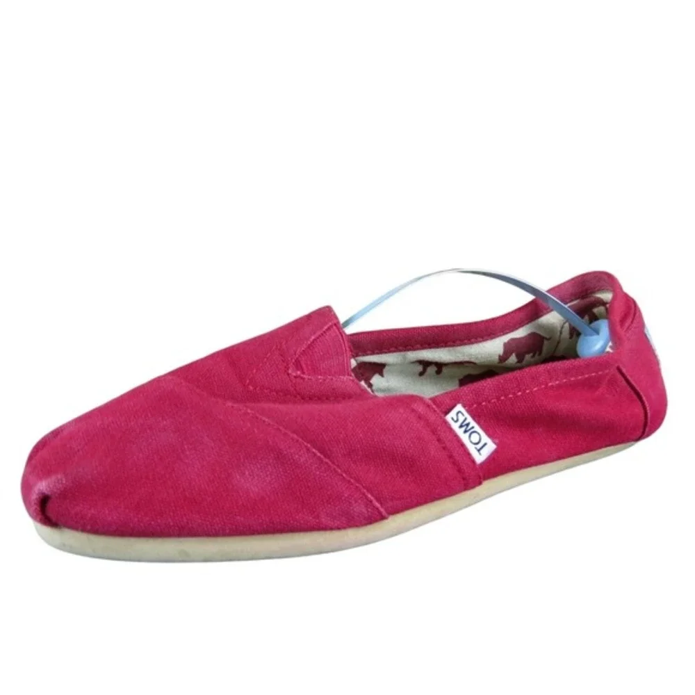 TOMS Women Classic Loafer Red Fabric Sz 8.5 Medium Used 2025